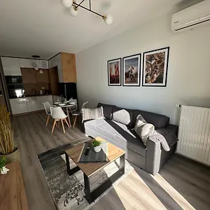 Skytravel 27 Pileckiego Airport Modlin 24h Nowy Dwór Mazowiecki